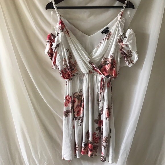 Rue 21 Floral off the shoulder dress A108 - Picture 2 of 4